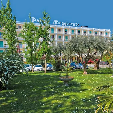 Palace Hotel Meggiorato-3